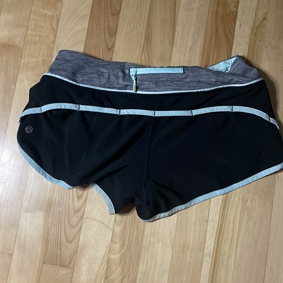 lululemon atheistic shorts - Picture 2 of 4